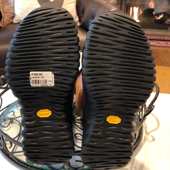 UGG waterproof ADIRONDACK Tall Snow Vibram Boots! - Picture 7 of 9